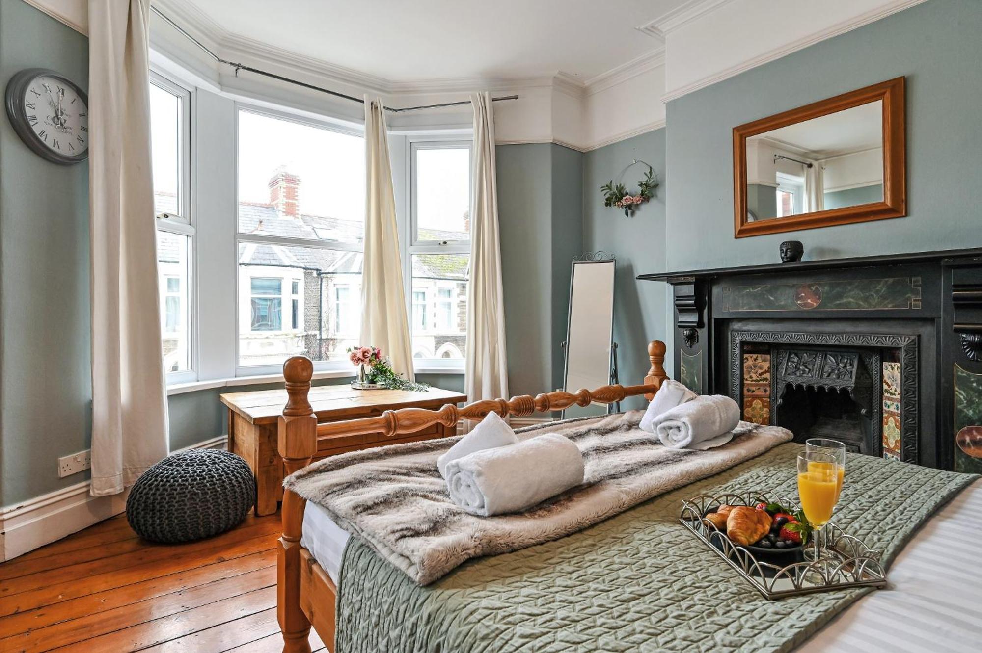 Willa Beautiful Townhouse, Great Location - Pet Friendly Cardiff Zewnętrze zdjęcie