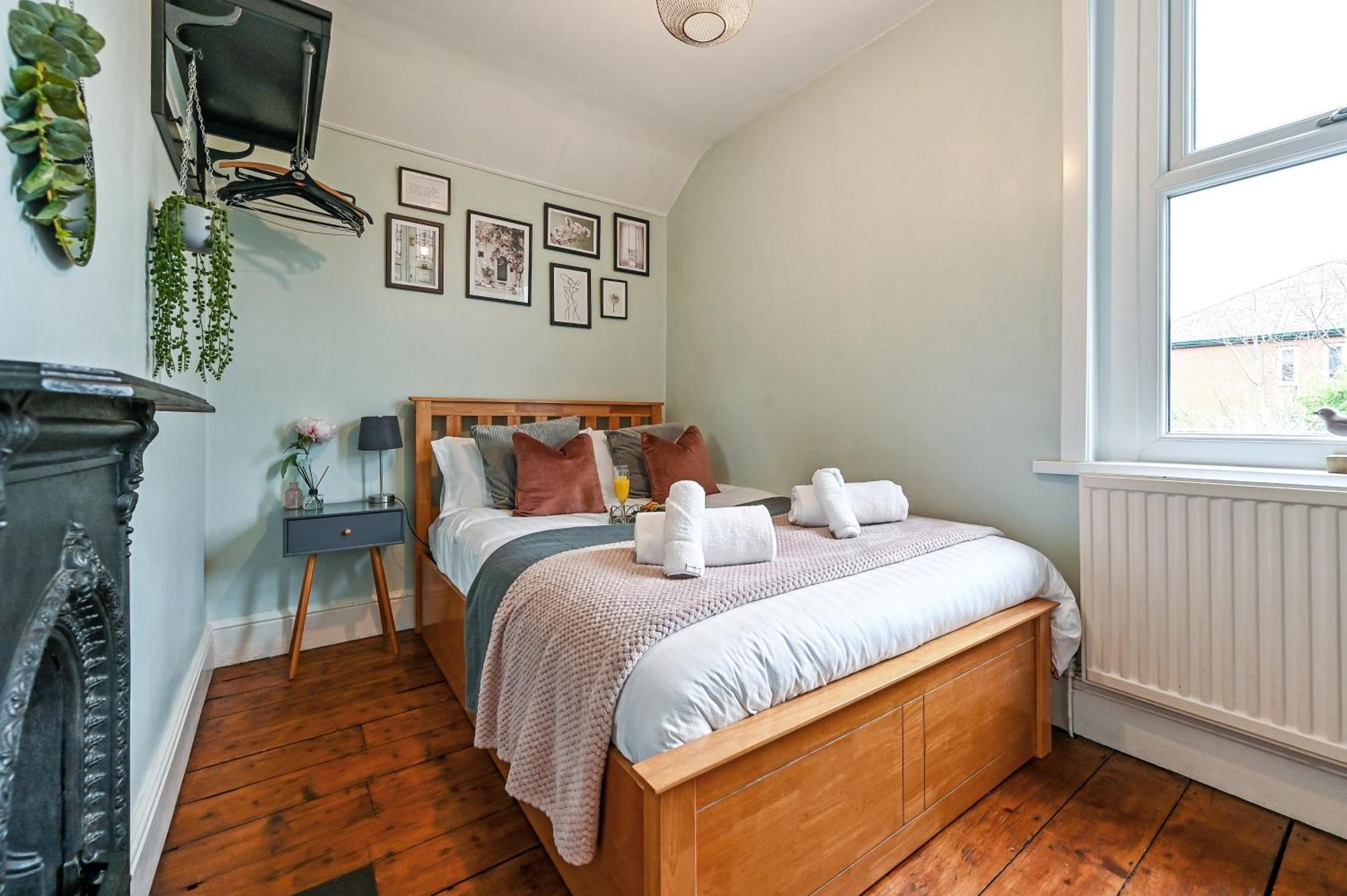 Willa Beautiful Townhouse, Great Location - Pet Friendly Cardiff Zewnętrze zdjęcie